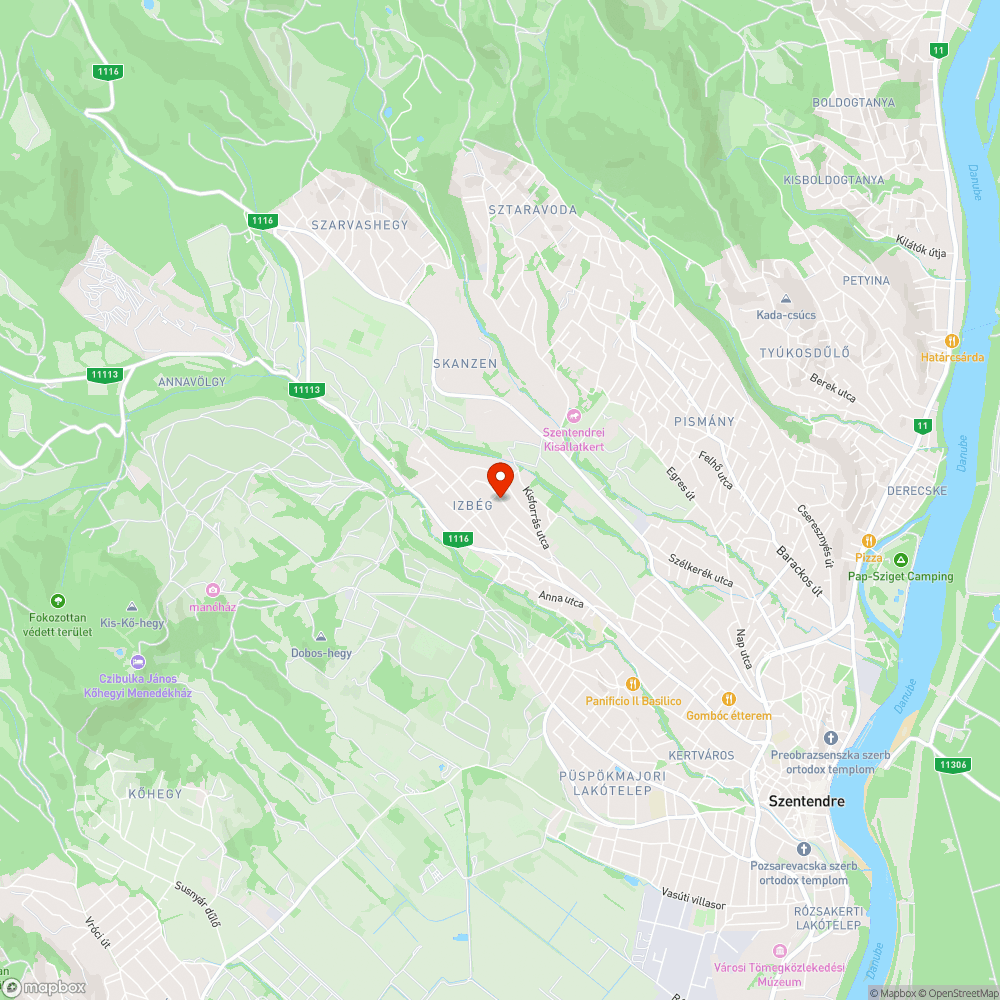 Elszállításra váró zöldhulladék izbégi játszótérnél bejelentés helye
