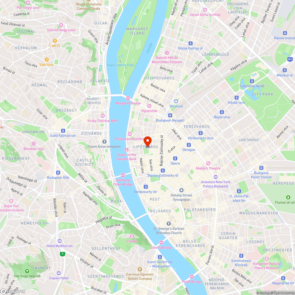 Elhanyagolt parkrész az V. kerület Szabadság téren bejelentés helye