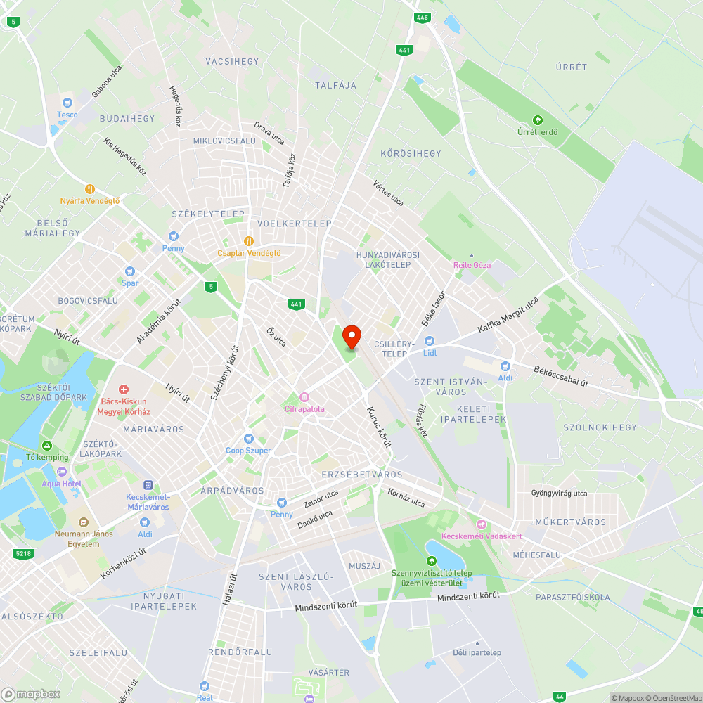 Megrongált pad a Vasútkertben bejelentés helye