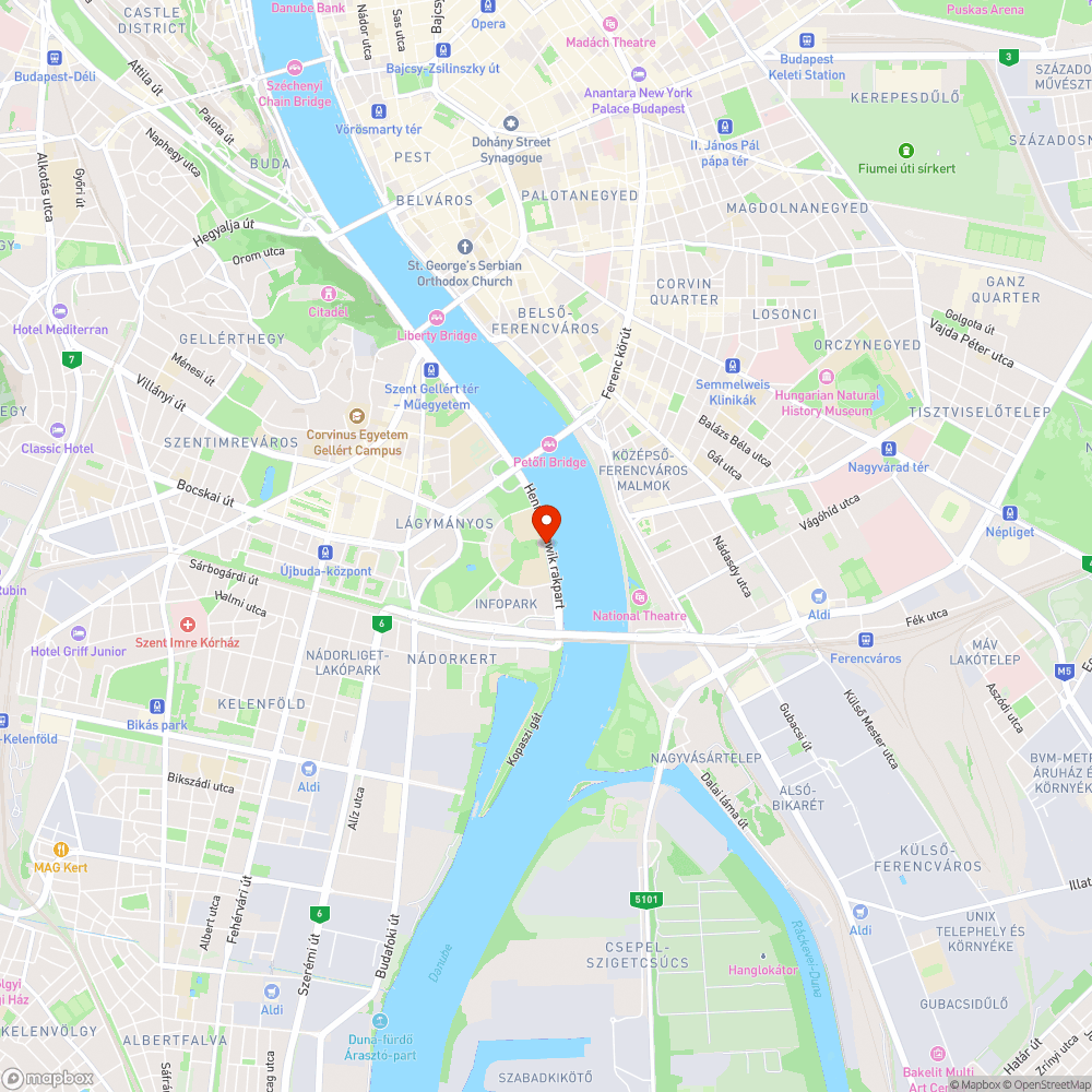 Balesetveszély a kerékpárúton - "elrejtett" buszmegálló bejelentés helye