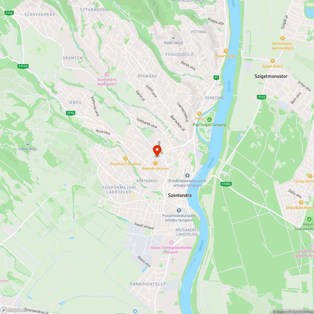Villanyoszlophoz helyezett szemeteszsákok a Vasvári Pál utcában bejelentés helye