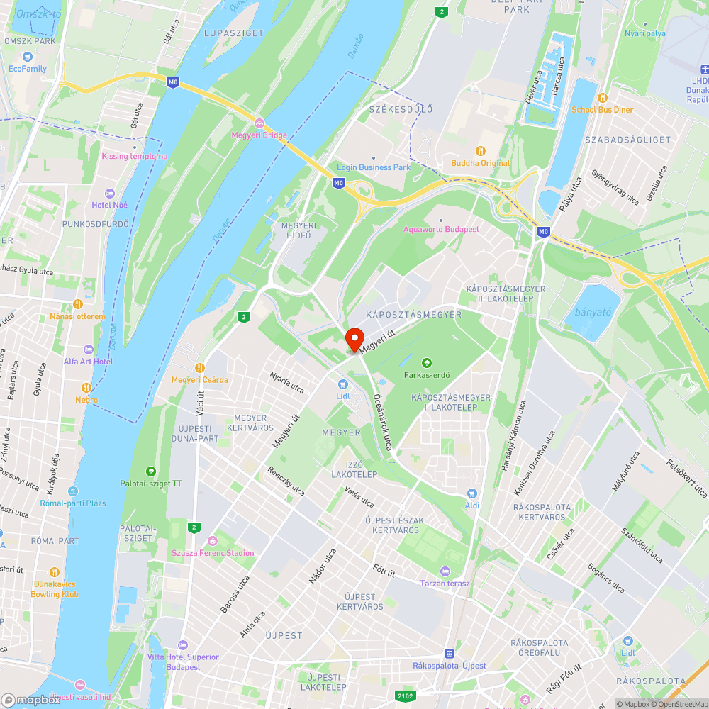 Gyorsítósávban buszmegálló bejelentés helye