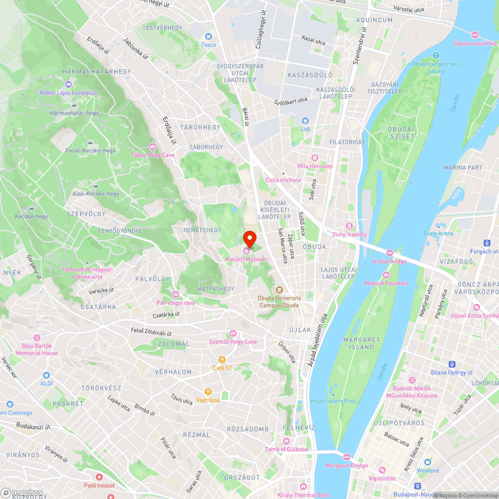 Kátyúk a Kiscelli Múzeum előtt bejelentés helye