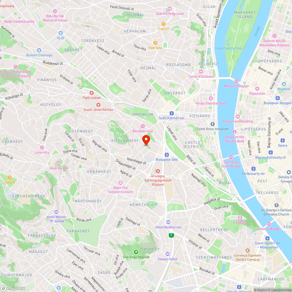 Értelmetlen méretű parkolóhely bejelentés helye