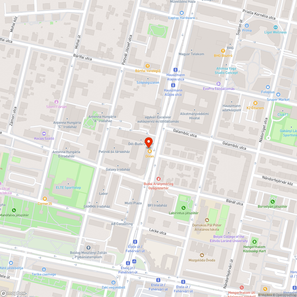 Tábla az út közepén bejelentés helye