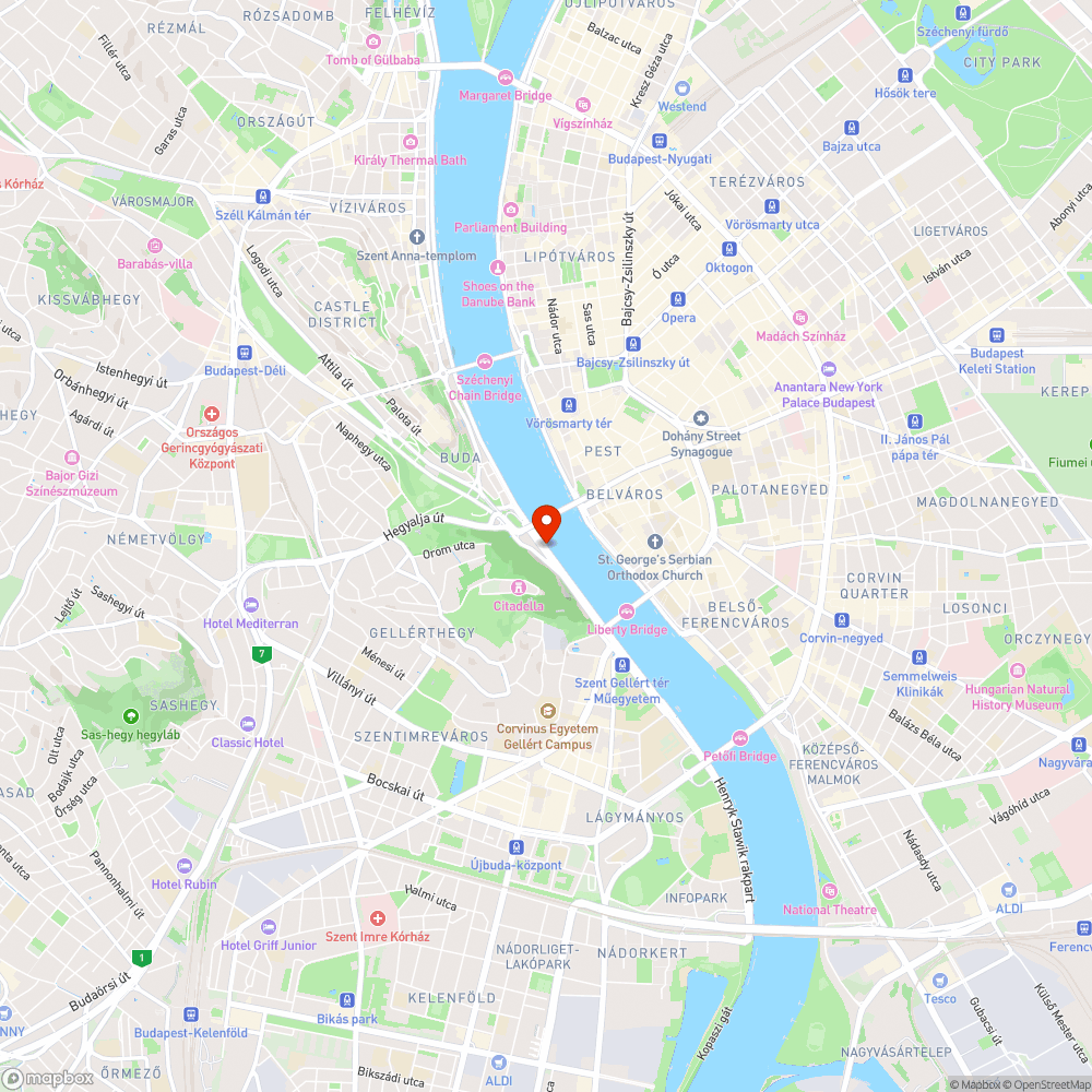 Hirdetőoszlop a kerékpárúton bejelentés helye