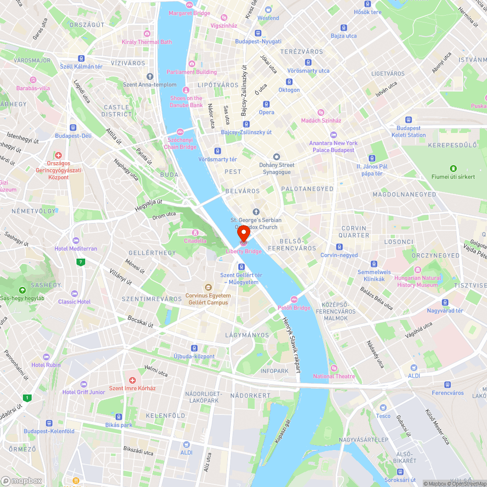 Police-szalag maradványok a Szabadság hídon bejelentés helye