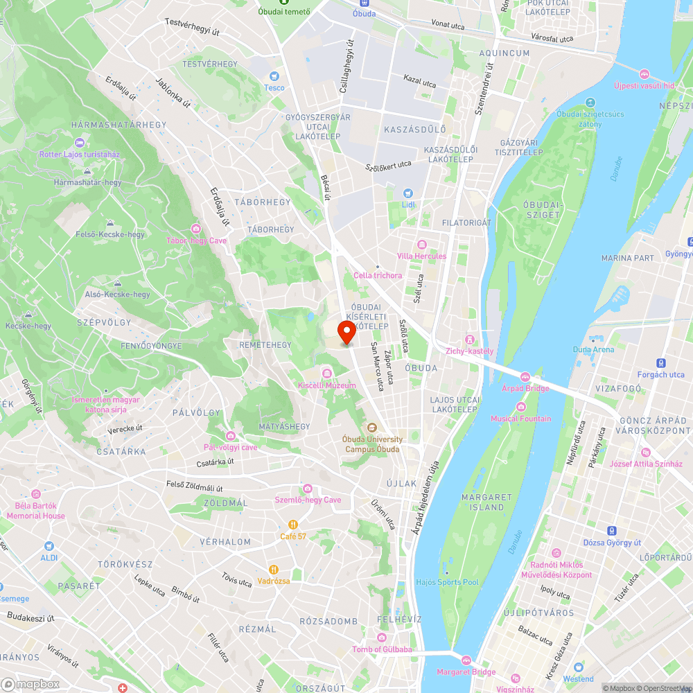 III. Szent Margit Kórház szomszédságában (parkoló) óriáskátyú bejelentés helye