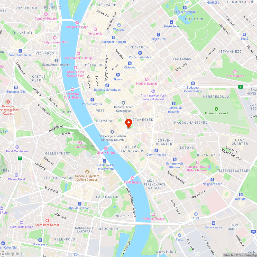 Törött díszburkolatú csatornafedő bejelentés helye