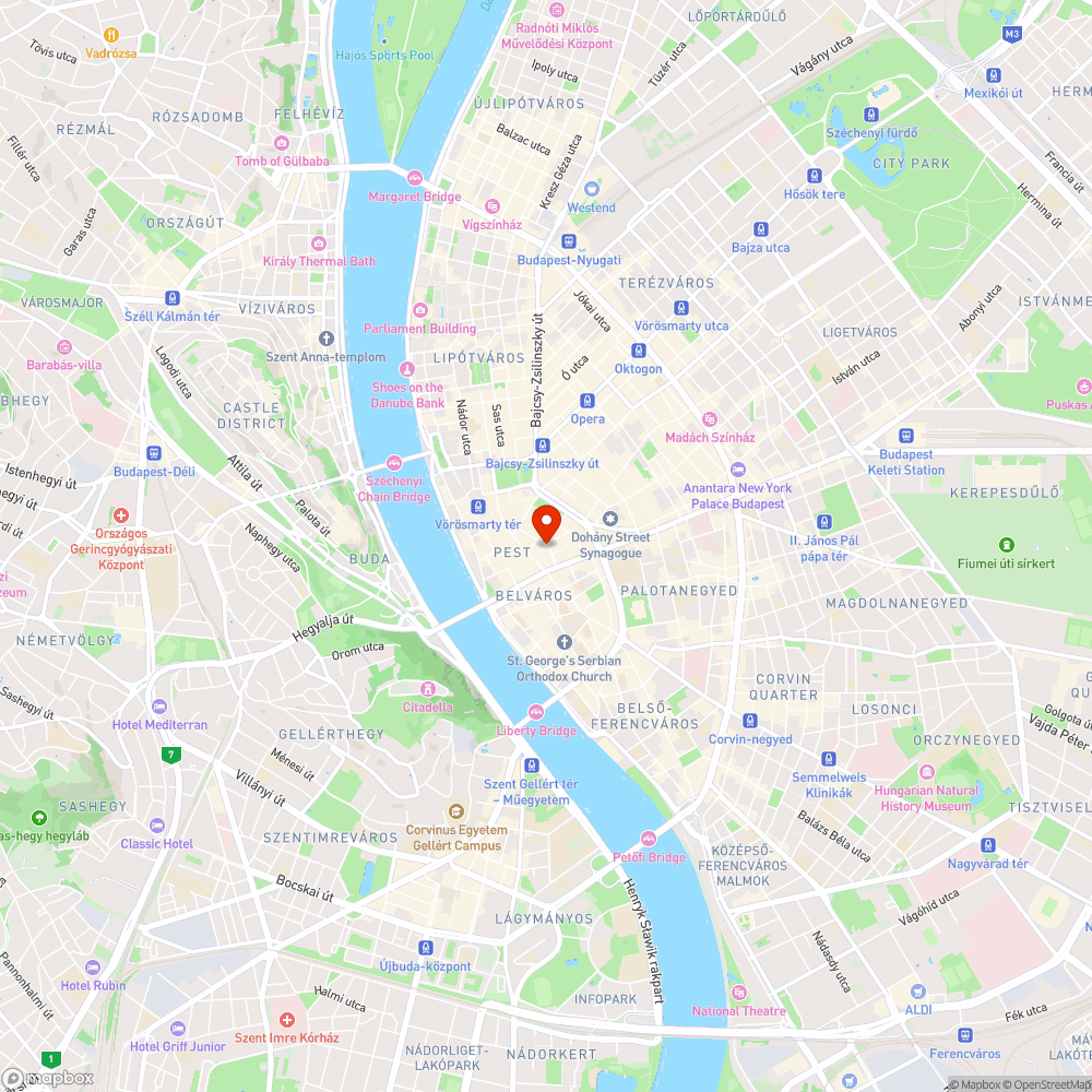 Elfoglalt járdafelhajtó gyalogos-kerékpáros utca bejáratánál bejelentés helye