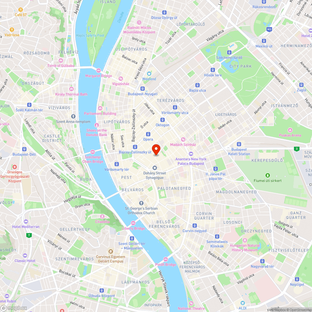 Közlekedésre alkalmatlanul keskeny járda a Dob utcában bejelentés helye