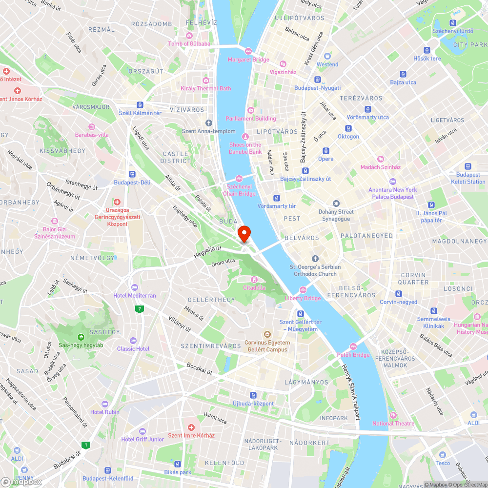 hiányzó bicikliút-átvezetés és túl keskeny járda bejelentés helye