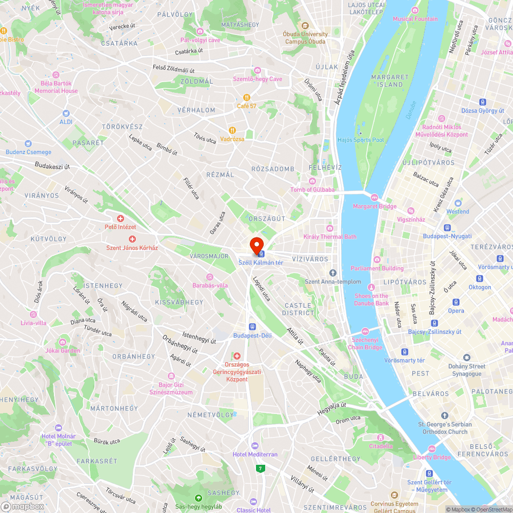 Bűzös szemétkontenerek a 22-es buszcsalád felszálló helyén a Szé bejelentés helye