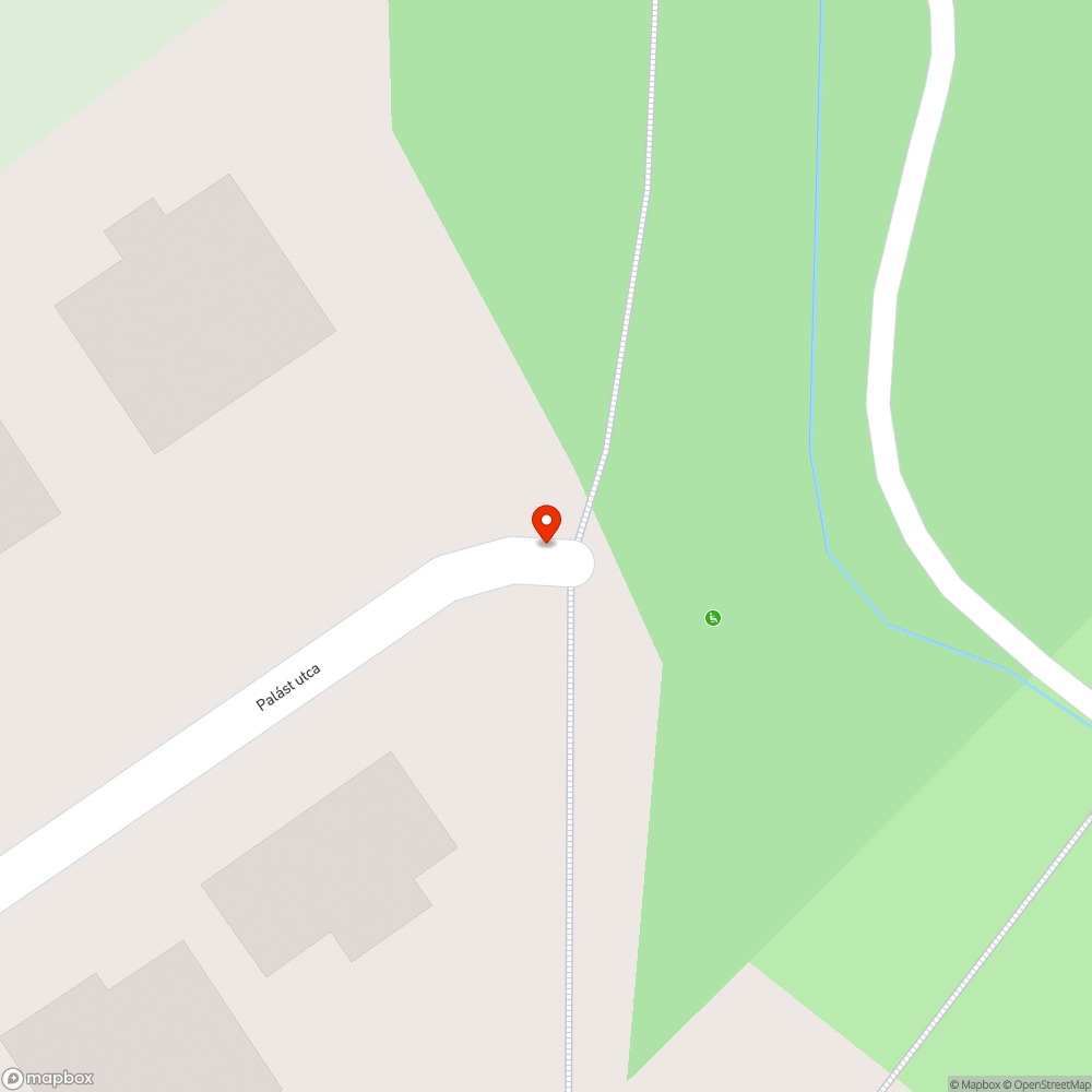 A parkolóban beszakadt a csatornatető bejelentés helye