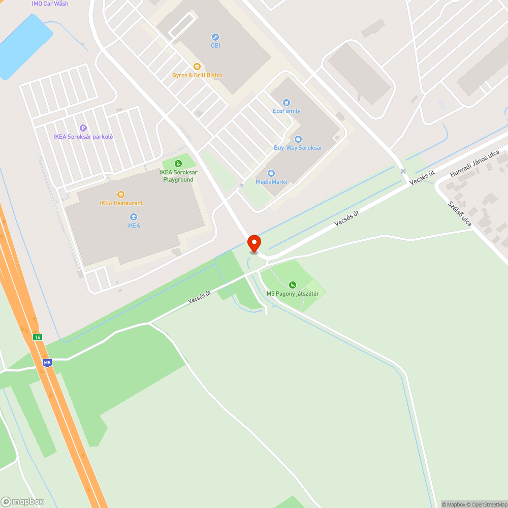 Ferdén álló közlekedési tábla bejelentés helye