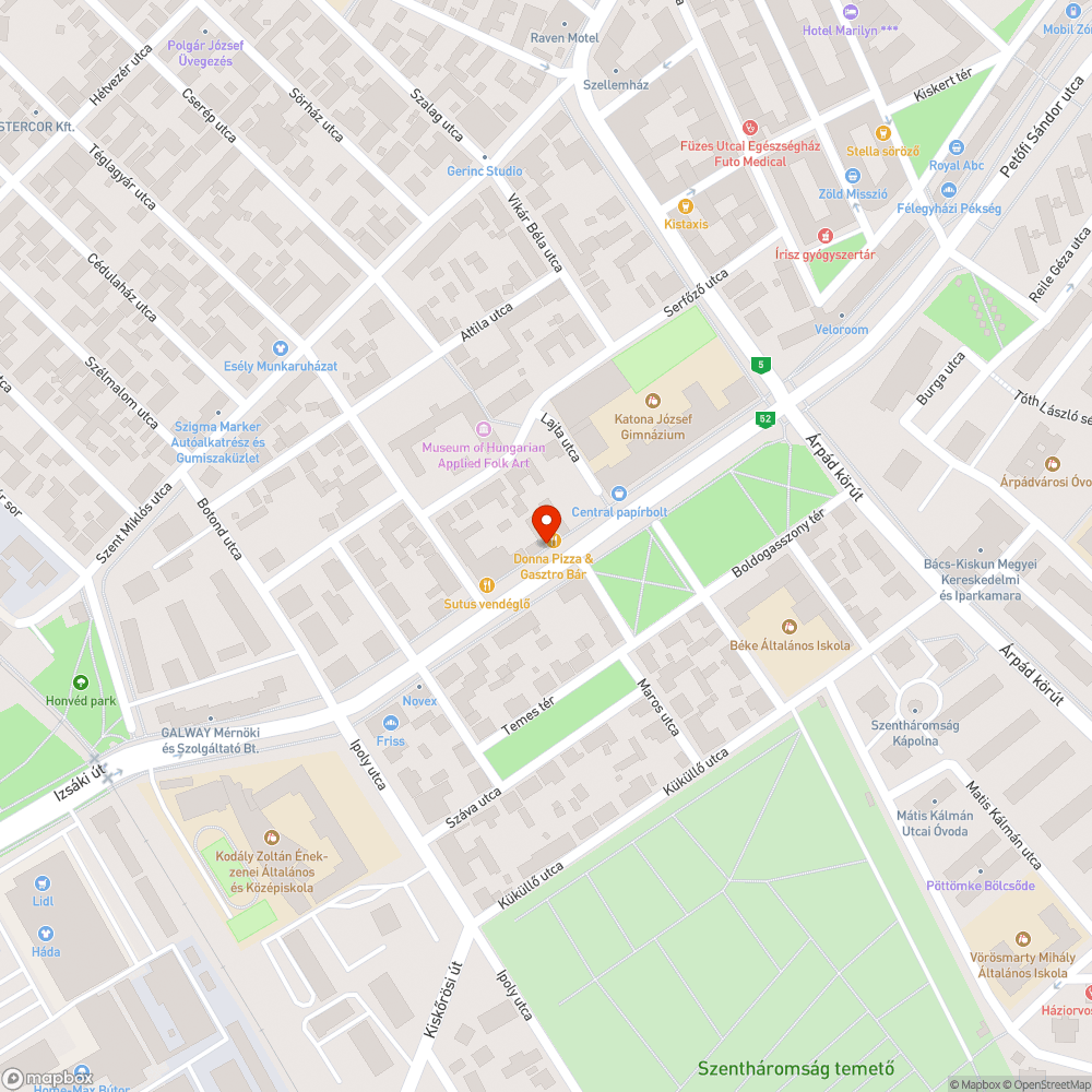 Beton darabok a zöldben bejelentés helye