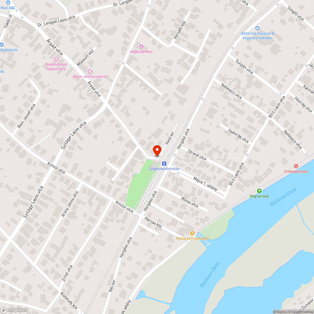 Gondozatlan park, megrongált padok bejelentés helye