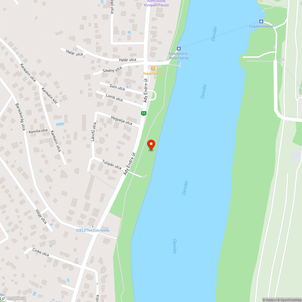 A dunaparti kerékpárúton kátyú bejelentés helye