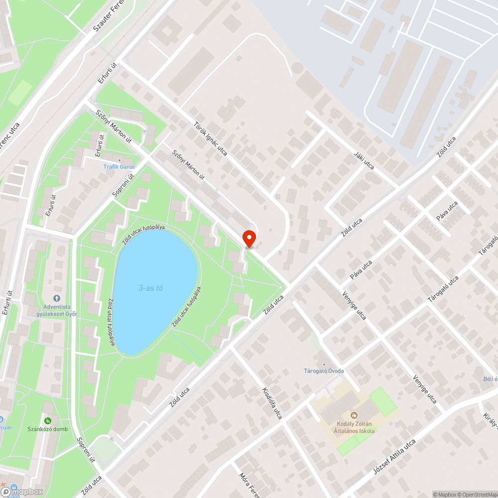 Régi szelektív gyűjtő helyén kint maradtak a műanyag lapok bejelentés helye