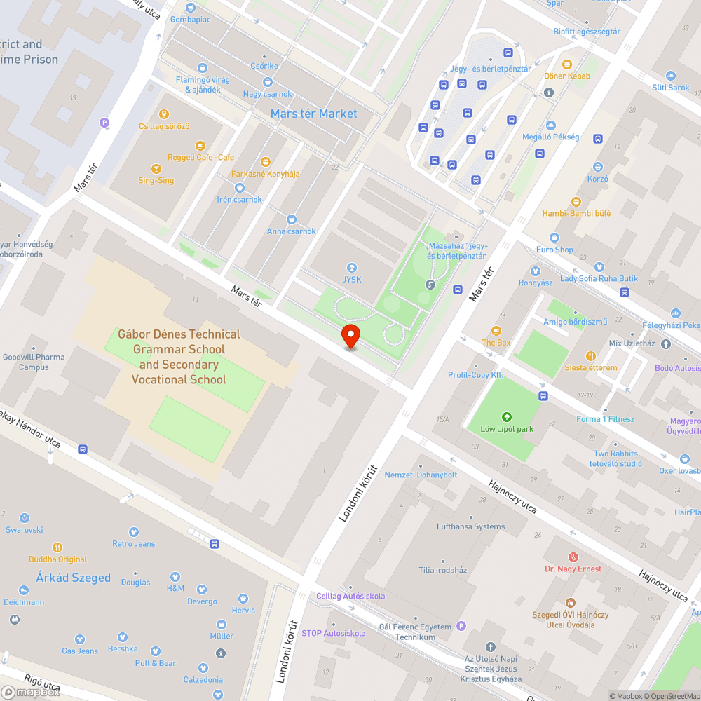 Besüllyedt csatornafedél és beszakadt víznyelőrács - Mars tér 14. bejelentés helye