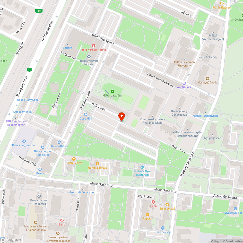 Fém tálca a fán bejelentés helye