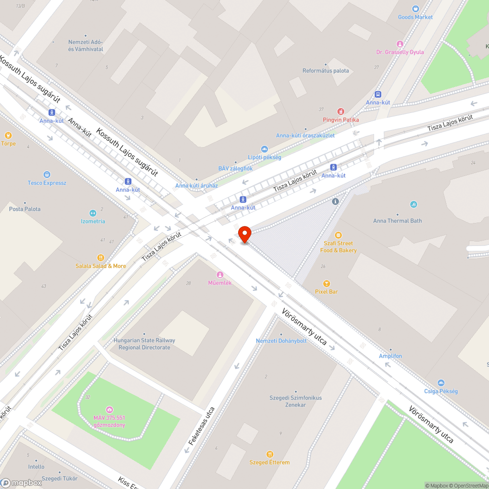 Hiányos térkő és hiányzó berregő készülék - Anna-kút bejelentés helye