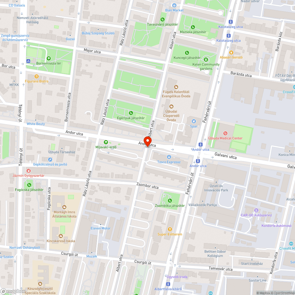 Kresz tábla takarásban van bejelentés helye