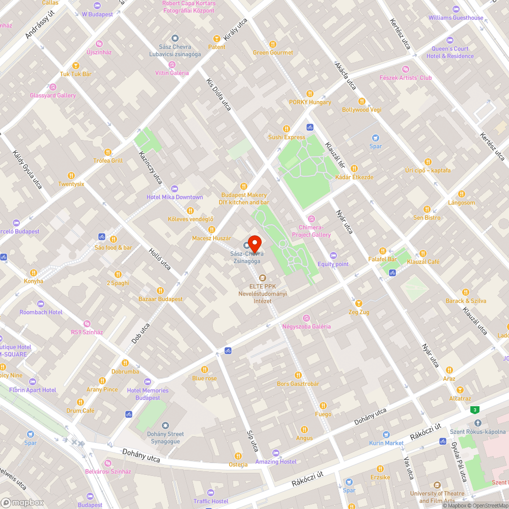 Kazinczy utcában a díszburkolat balesetveszélyes bejelentés helye