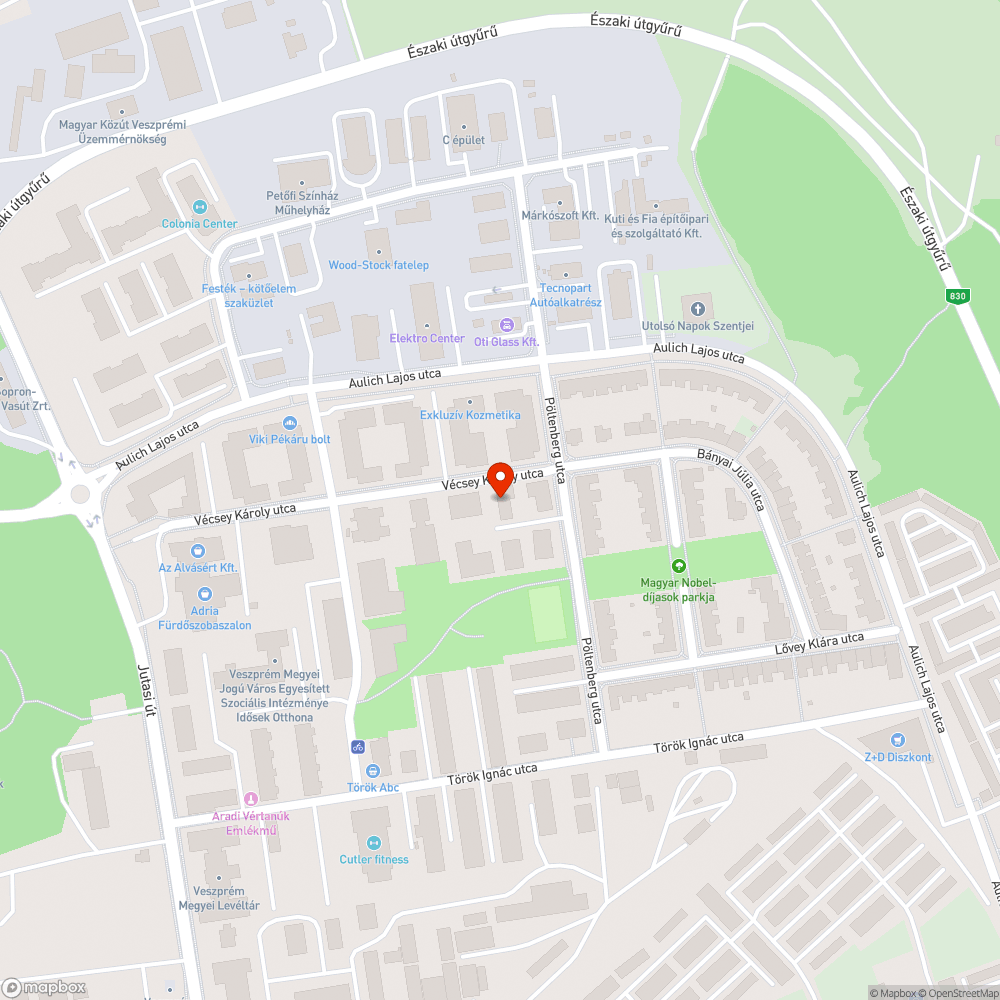 Kátyús út egy többlakásos lakótelepen bejelentés helye