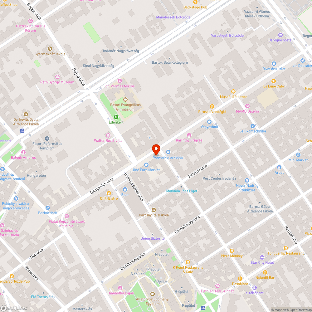 Több zsák sitt és TV bejelentés helye