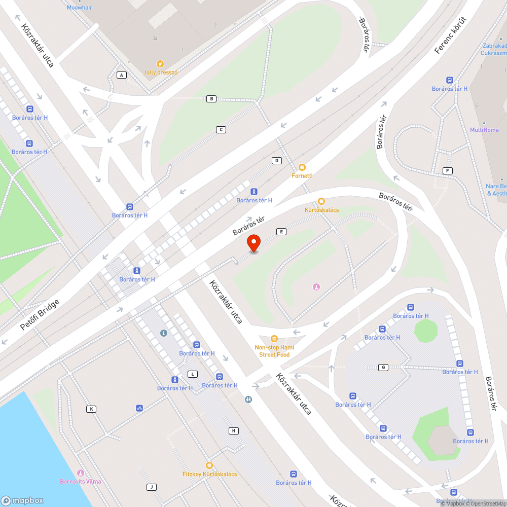 Elavult táblák a Boráros tér aluljáróban bejelentés helye