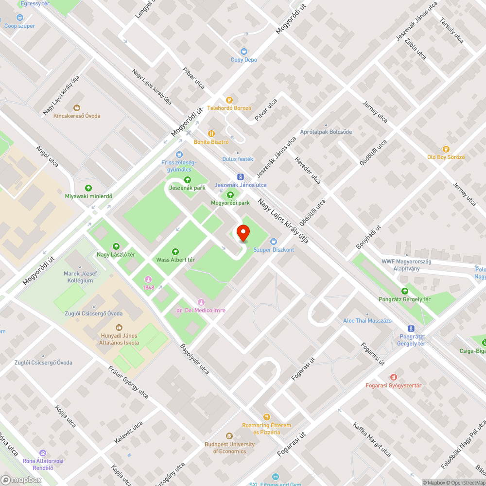 Kidöntött KRESZ tábla és megrongált kőszegély bejelentés helye