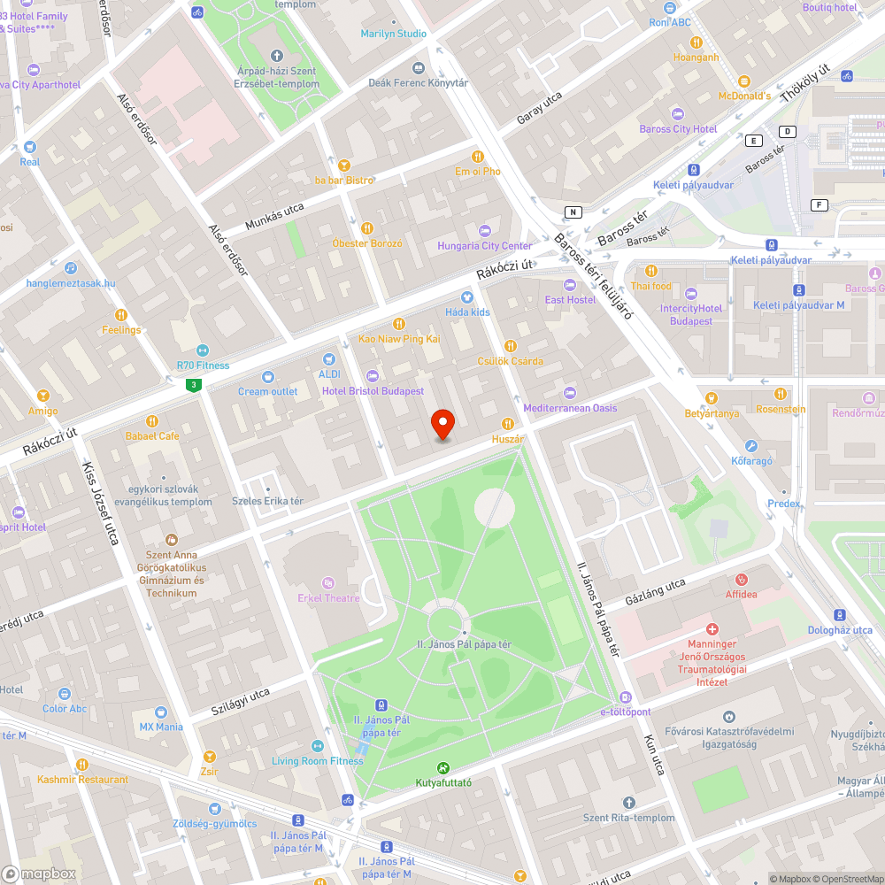 Utcanévtábla lóg bejelentés helye