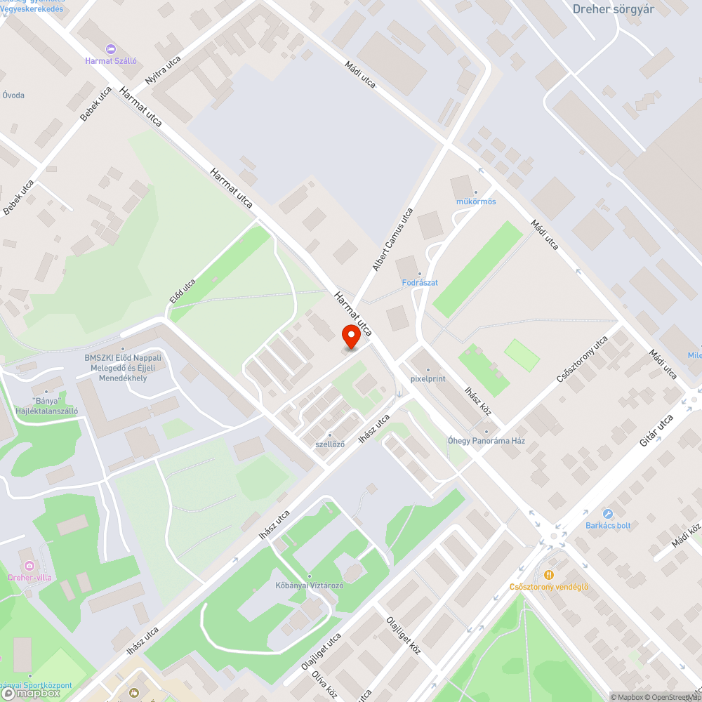 Szeméttel teli mellékutca bejelentés helye