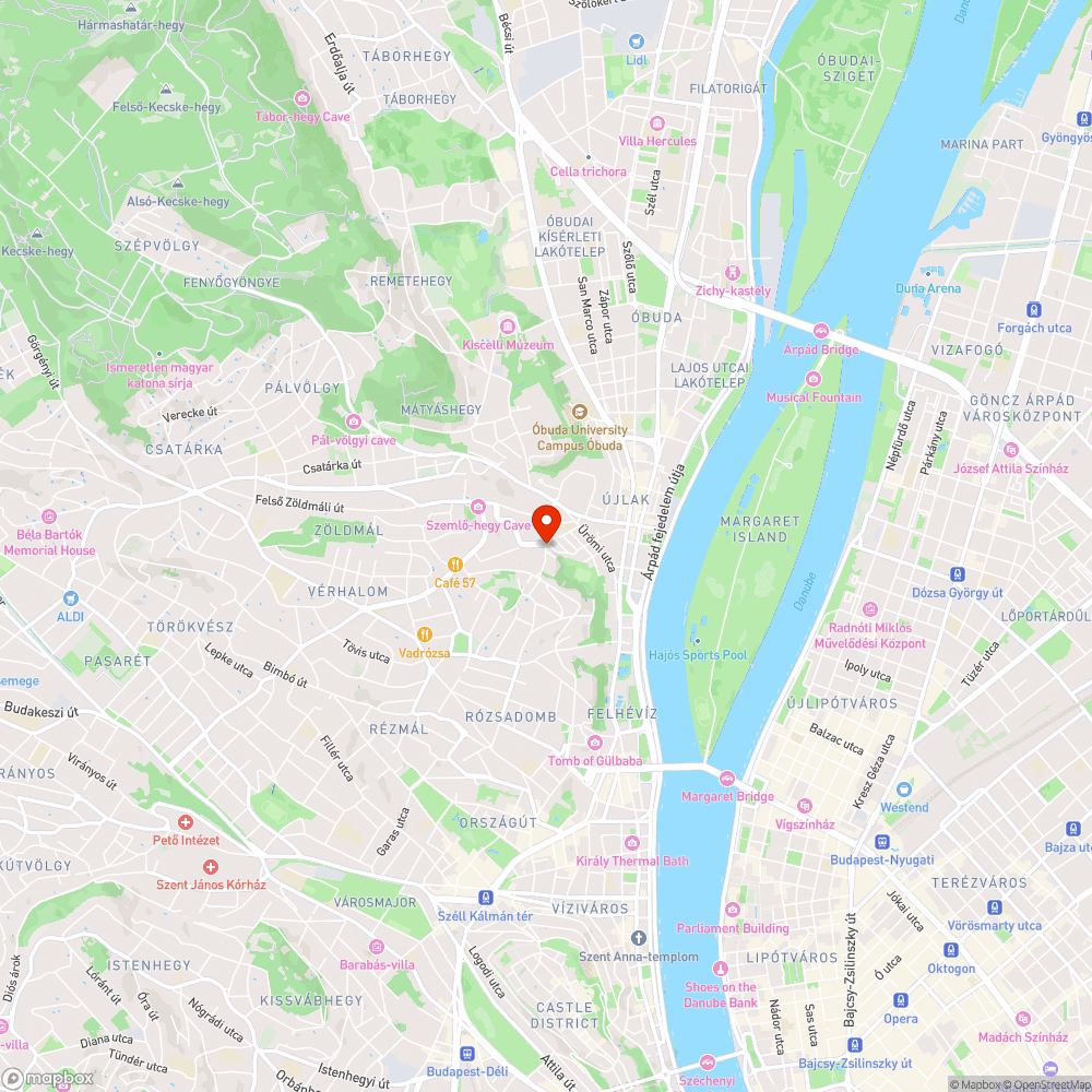 Kátyú a Csejtei utca és Pusztaszeri út sarkán bejelentés helye