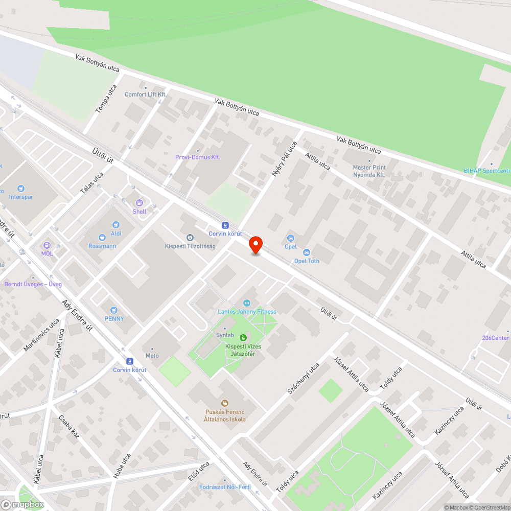 Két darab, csúnya, beton-táblatalp a fűben. Nagyon csúnya! bejelentés helye