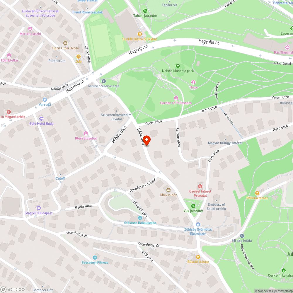 Kerítésről kinövő növényzet bejelentés helye