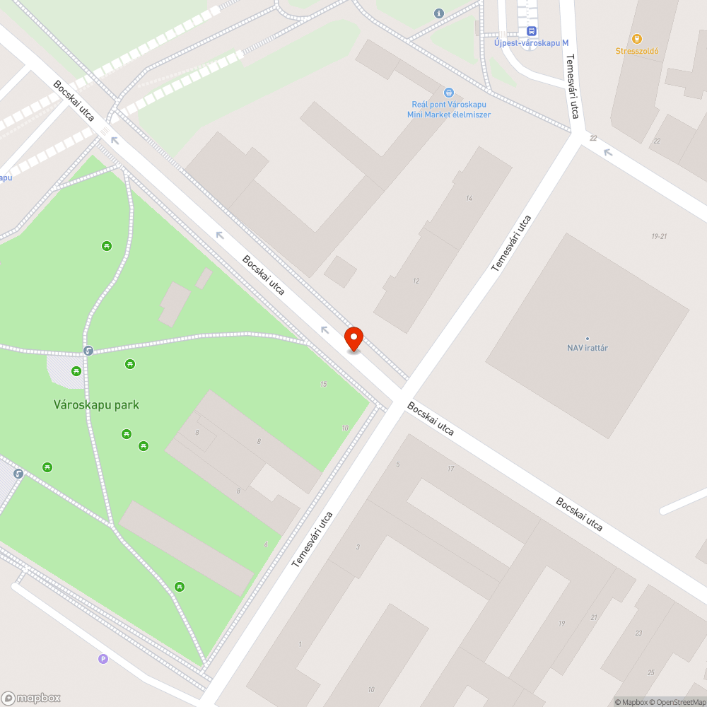 Szétszórt szemét a járda mellett bejelentés helye