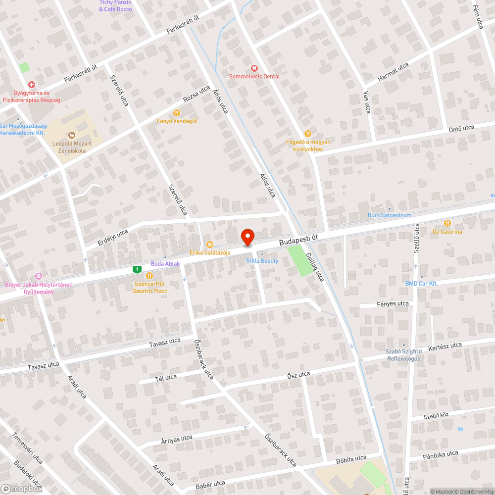 Romokban áll az útburkolat bejelentés helye