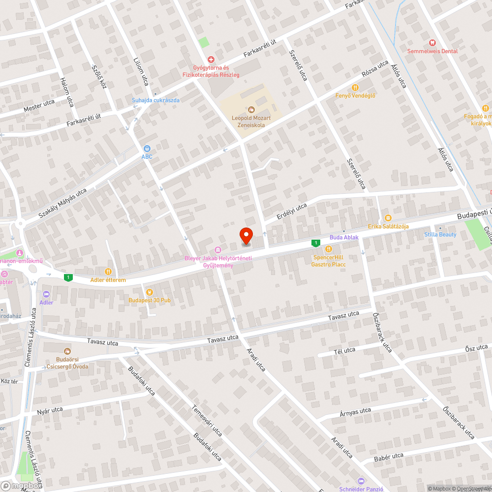 Besüllyedt útburkolat egy csatornafedél körül bejelentés helye