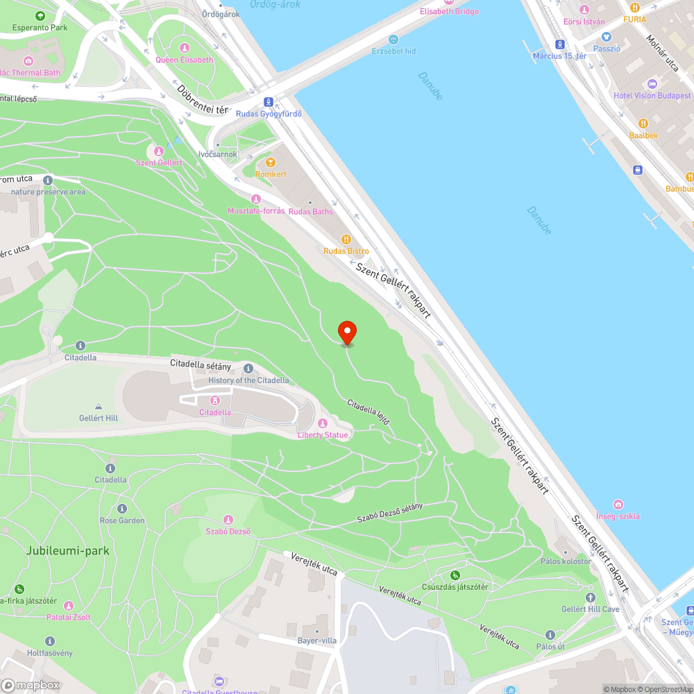 Túlcsorduló szemétgyűjtő tartály a Gellért-hegyi parkban bejelentés helye