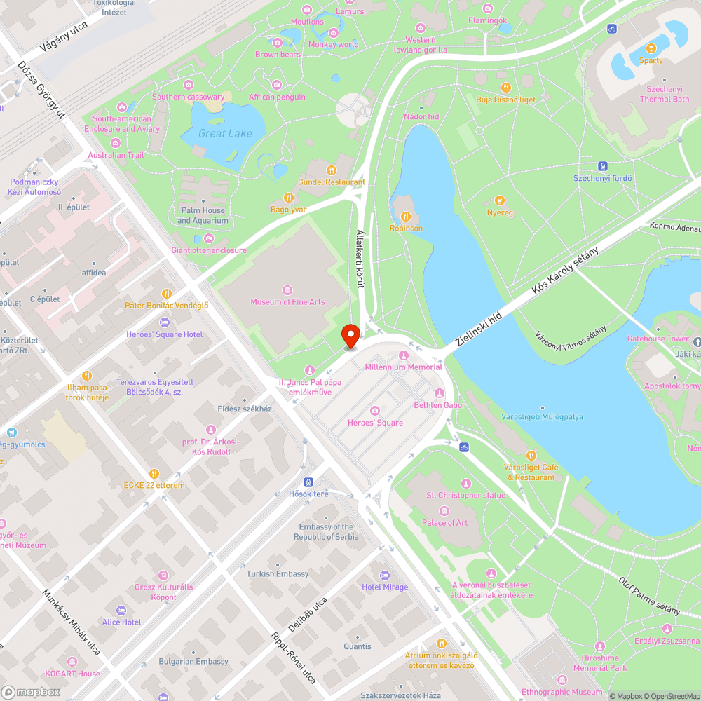 Hősök terén eltört, elferdült fém oszlop bejelentés helye