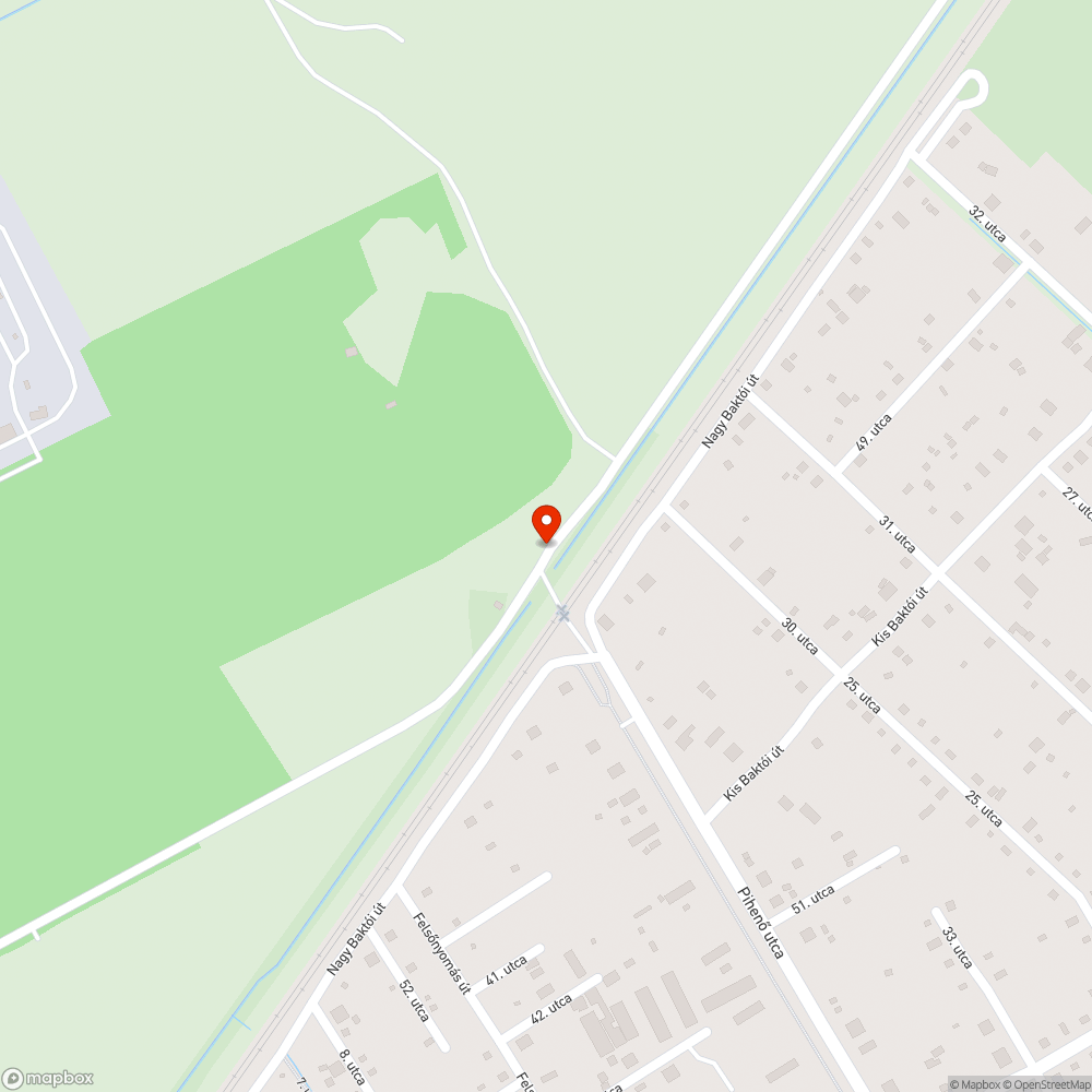 Elhasználódott aszfalt a vasúti átkelőhely előtt bejelentés helye