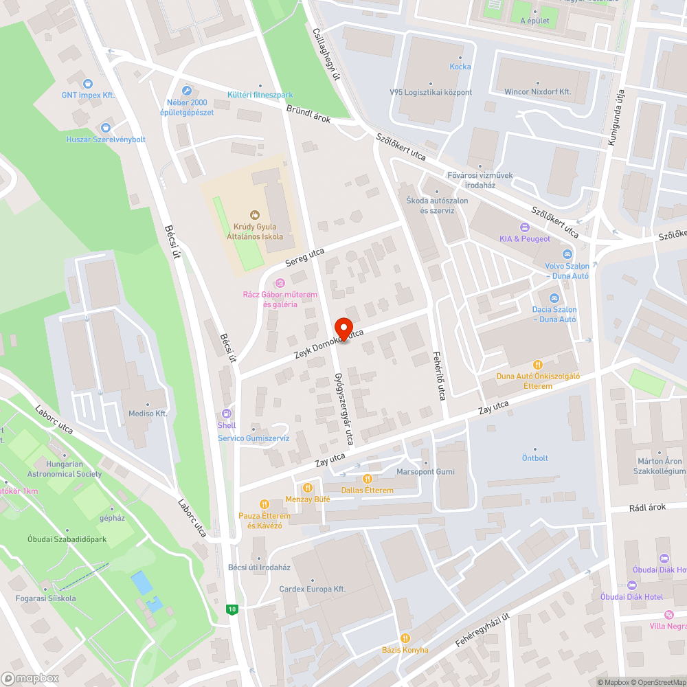 Összetört Suzuki foglal parkolóhelyet hetek óta bejelentés helye