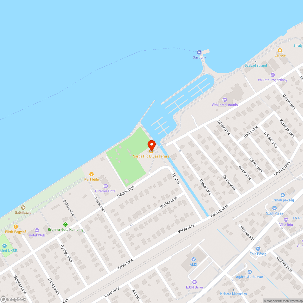 A világítótestről hianyzik az elektromos vezetékeket lezáró fedél bejelentés helye