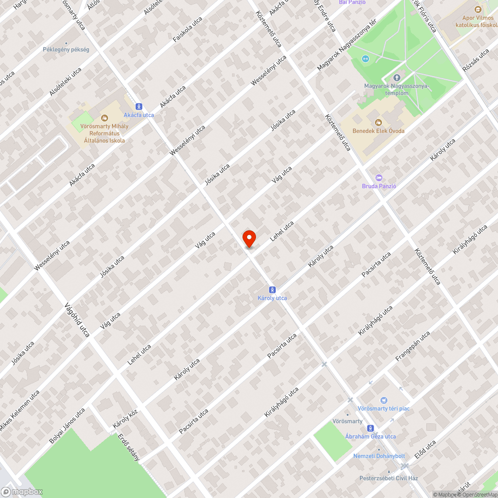 Fedlap kiáll a járdából , botlásveszélyes bejelentés helye