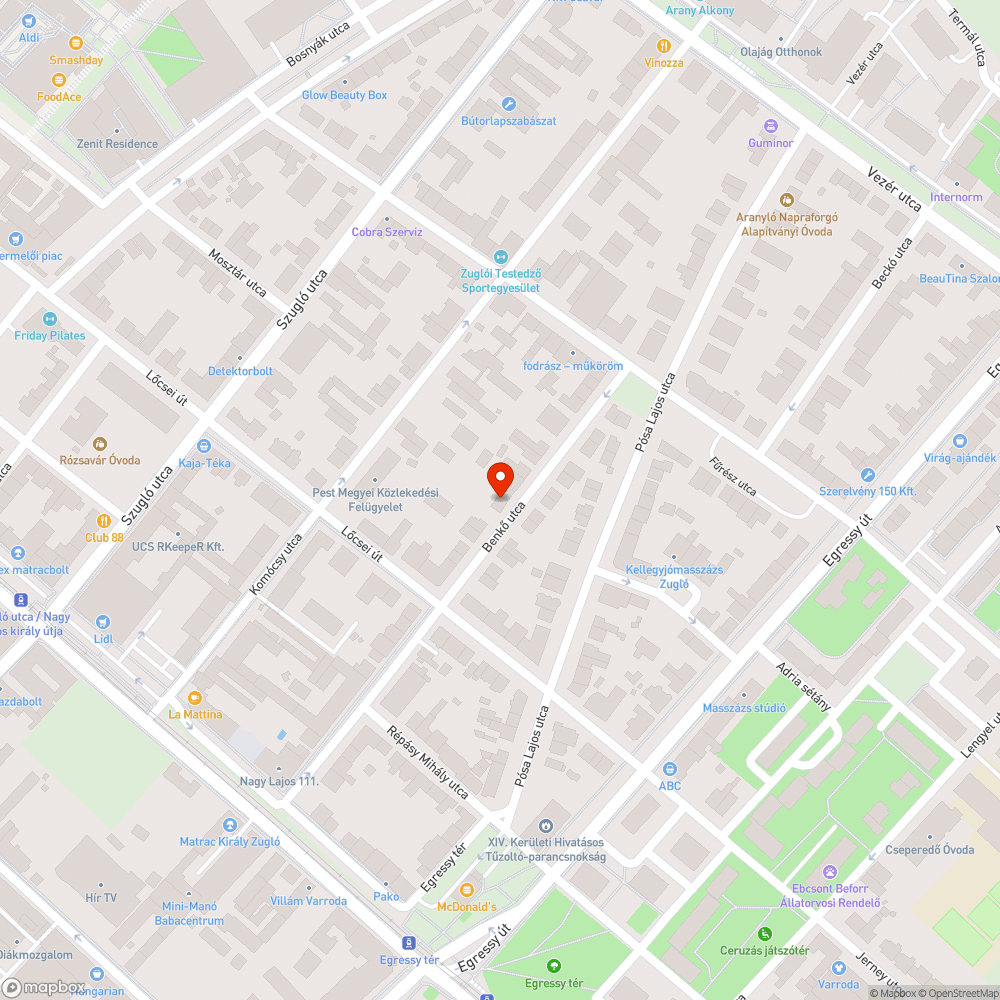 Kidőlt egy frissen ledózerolt telek kapuja a járdára bejelentés helye