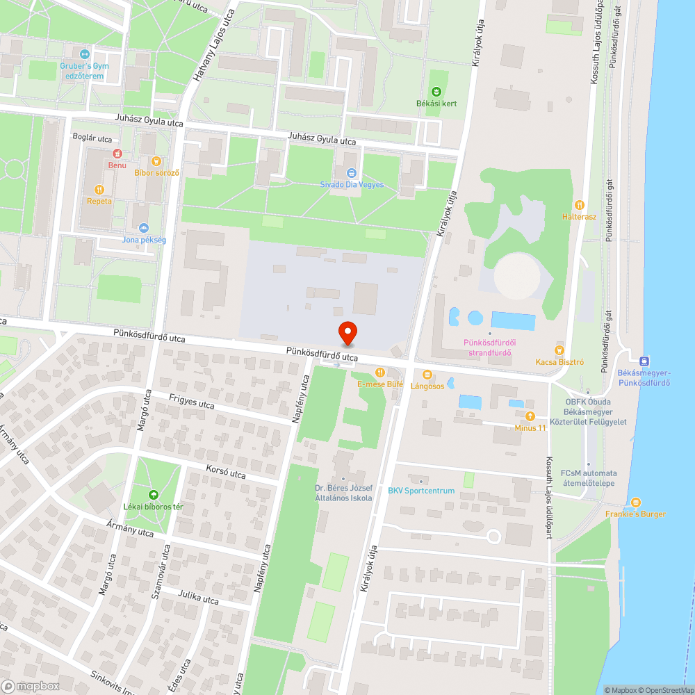 Pad nélküli esőbeálló bejelentés helye