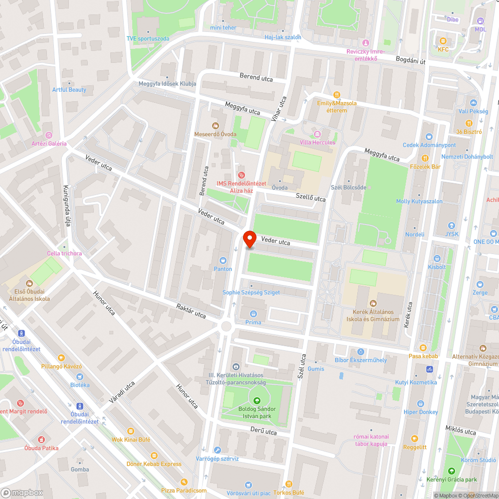 Üres, rozsdás tábla bejelentés helye