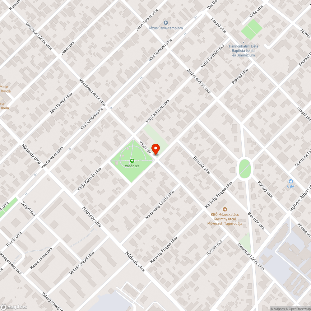 Mozdulatlan fehér teherautó bejelentés helye